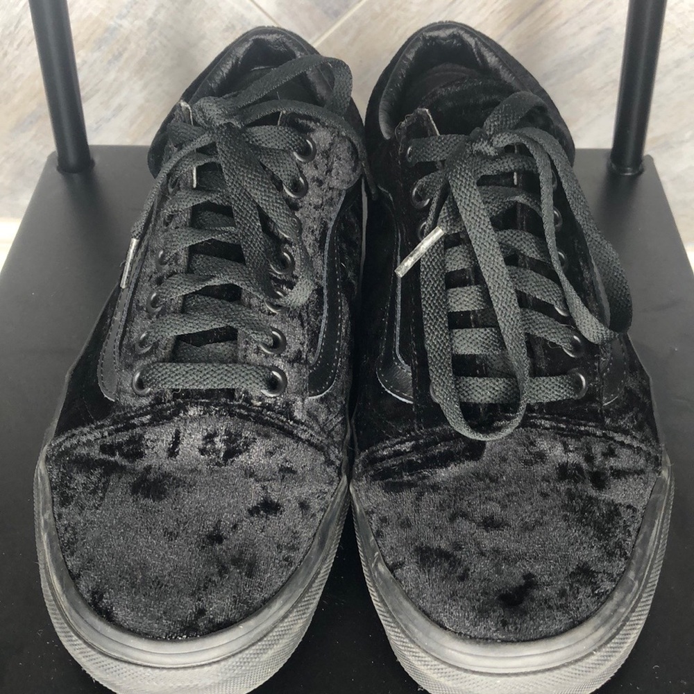 Vans Velvet Old Skool Sneakers